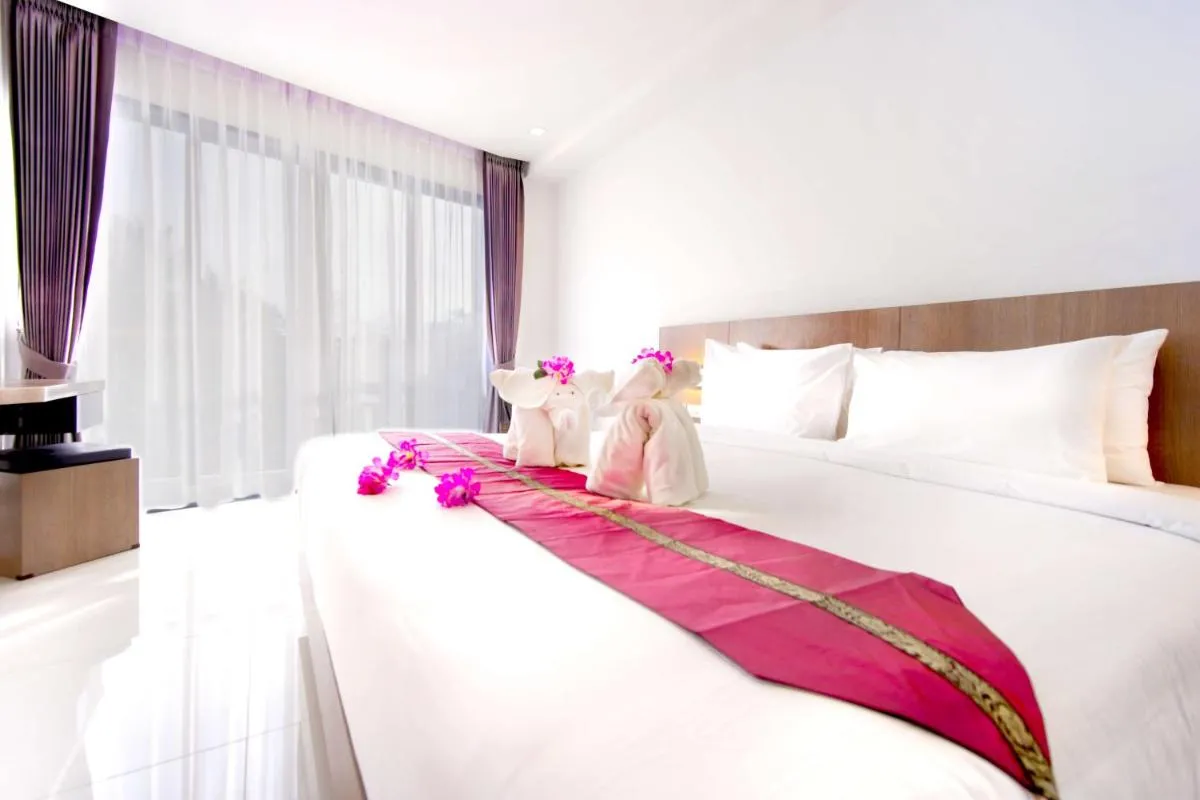 Image 2 of Phoenix Hotel Karon Beach