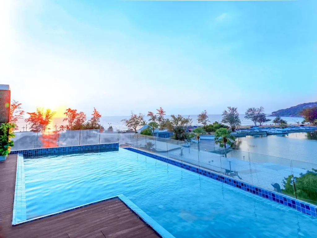 Image of Phoenix Hotel Karon Beach