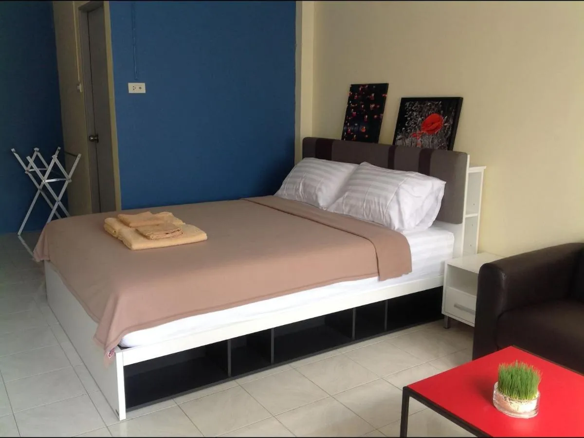 Image 3 of Phuket Town Budget House – Aircon Room #1