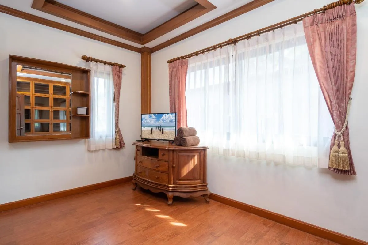 Image 2 of Private Villas Bangtao