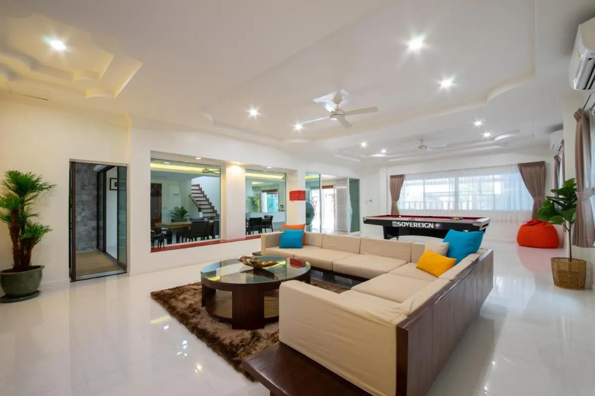 Image 3 of Rudi House