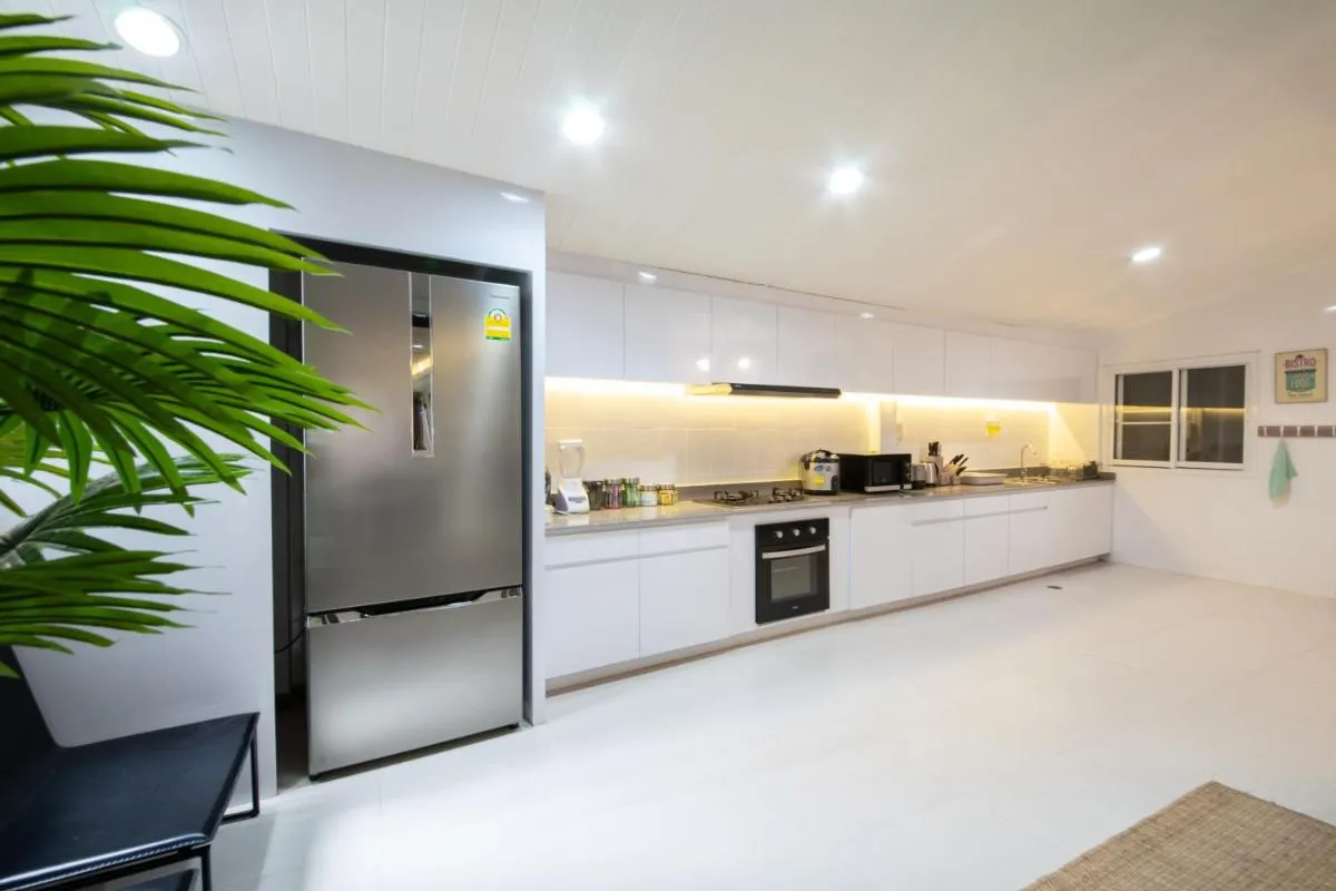 Image 6 of Rudi House