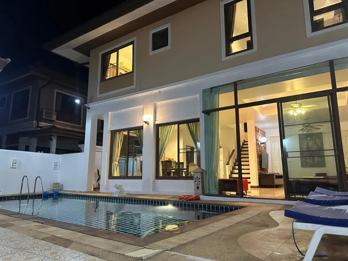 Image 1 of San pool villa