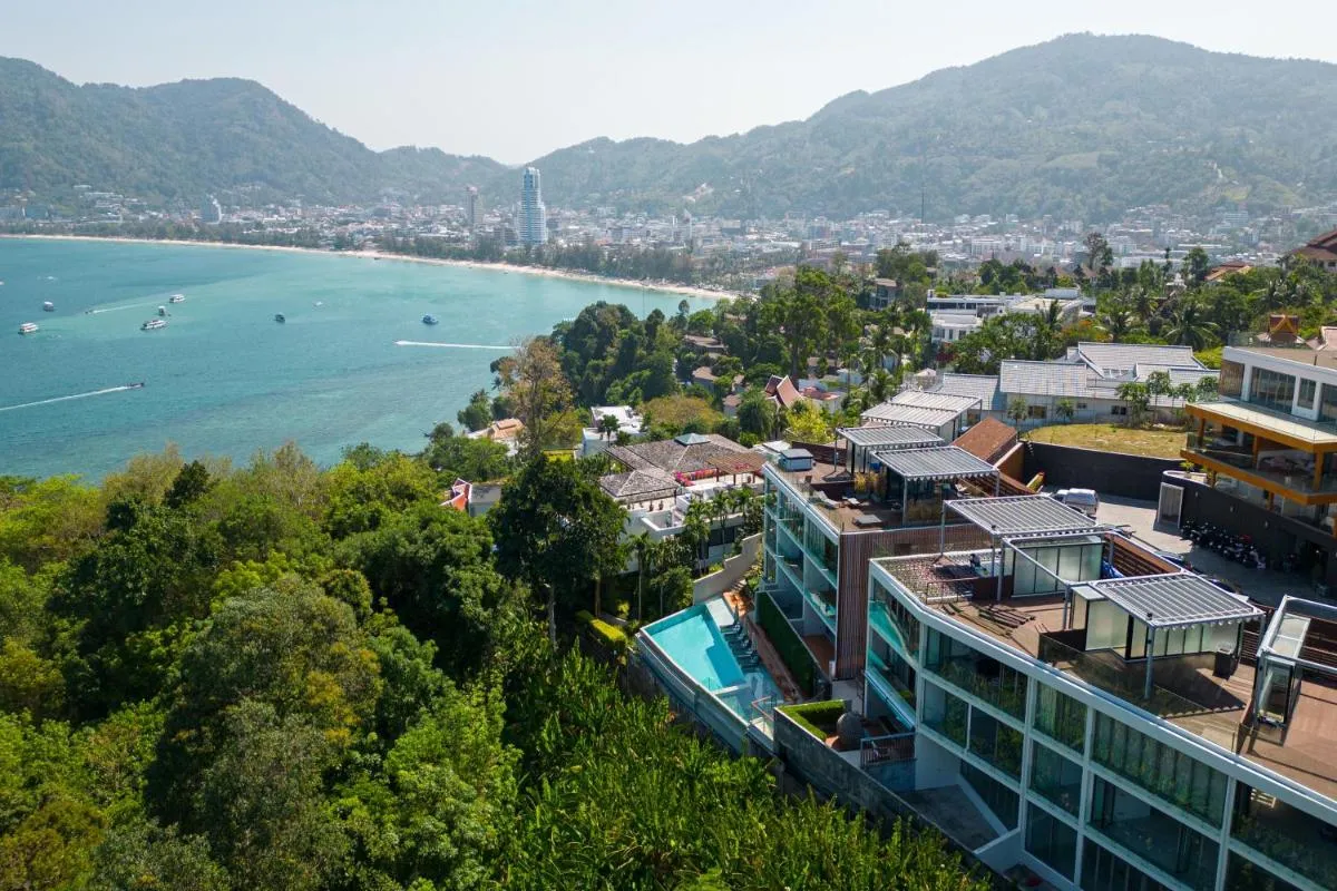 Image 3 of Sea View 2BR Duplex in The BluePoint 88 Residence near Patong and Paradise Beach