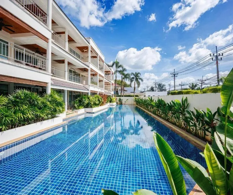 Image of Seaview Condo with Large Pool – BAP1