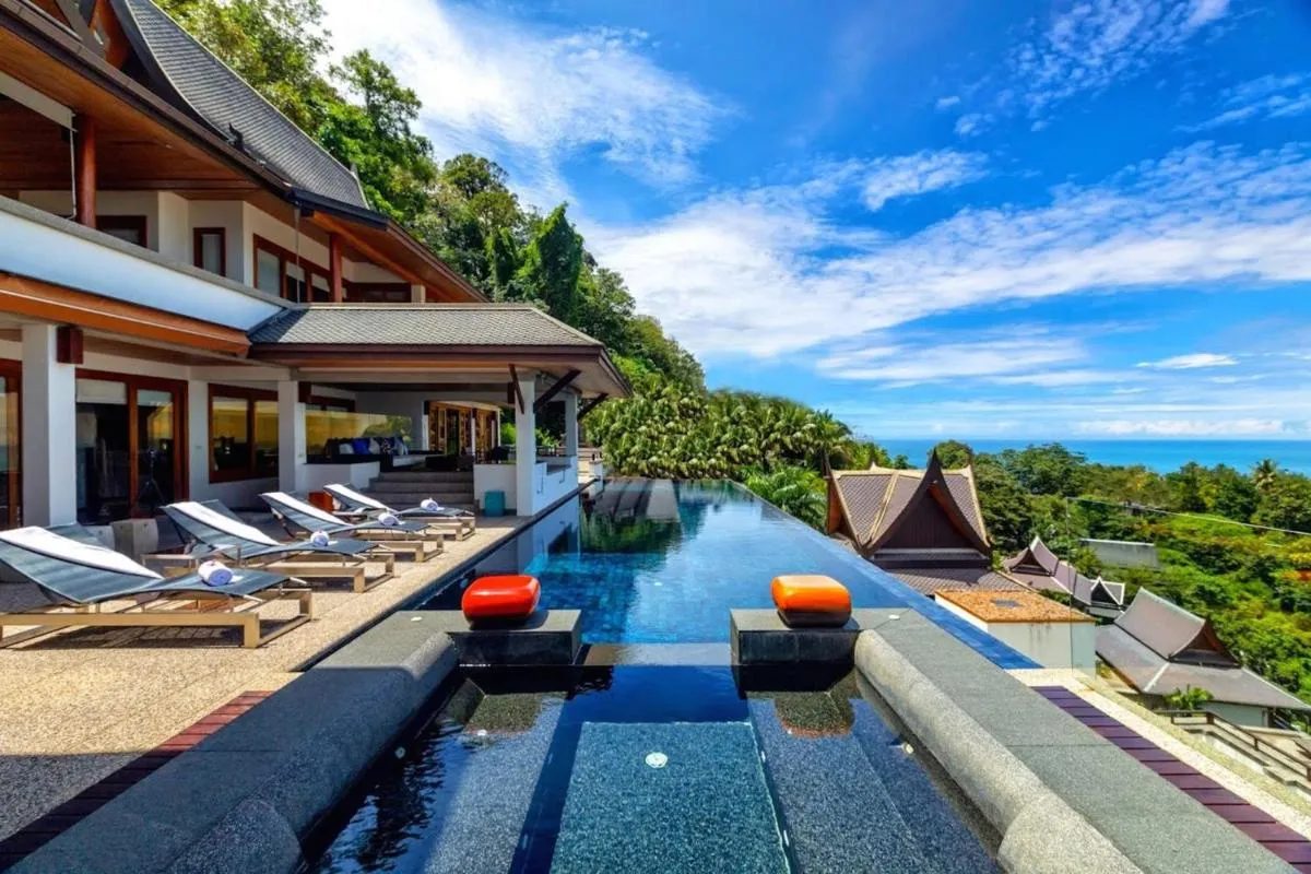 Image 2 of Seaview Villa Yang Som at Surin Beach