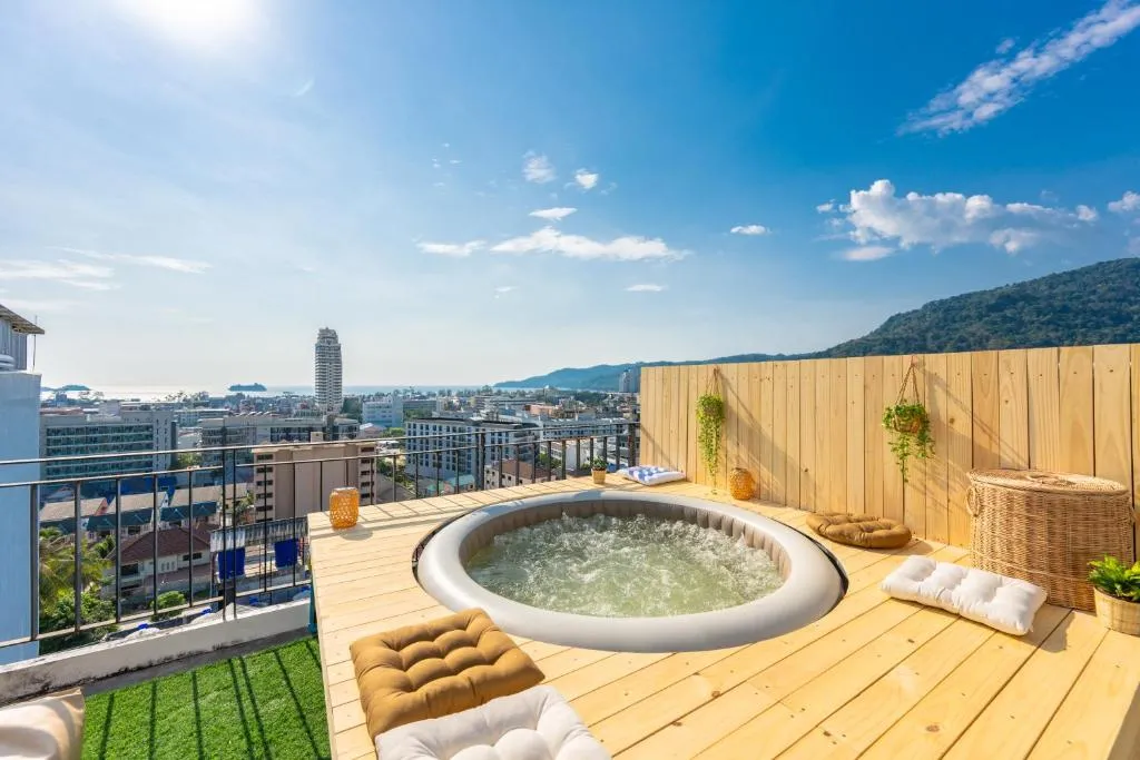 Image of Sky Wave Patong