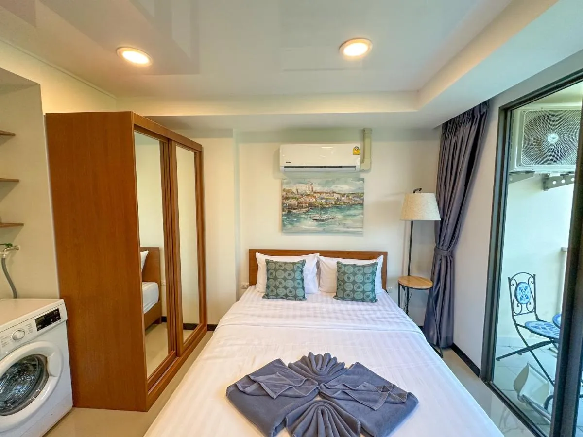 Image 1 of Studio with pool view RBC 320 by IBG Property