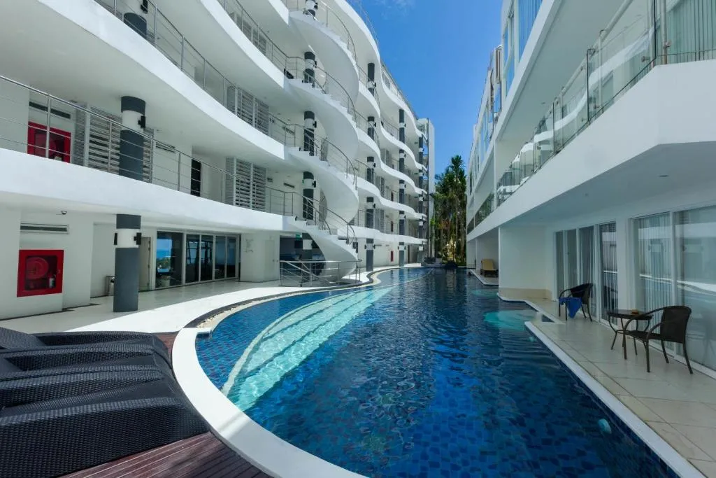 Image of Sunset Plaza by RESAVA