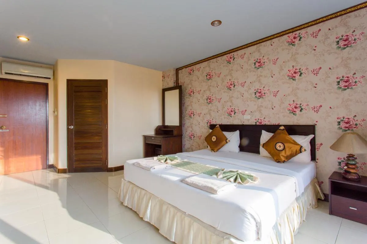 Image 3 of Surin Sunset Hotel – SHA