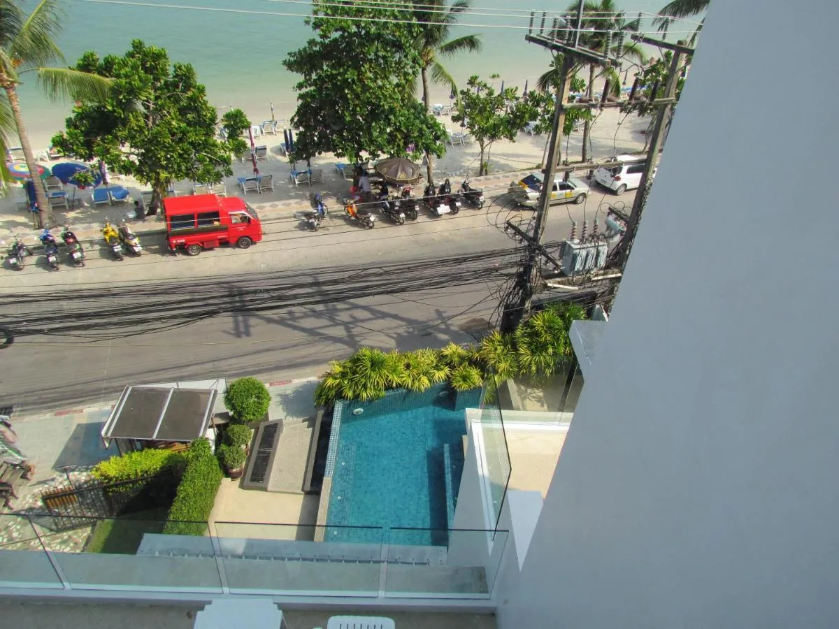 Image 2 of The Front Hotel and Apartments