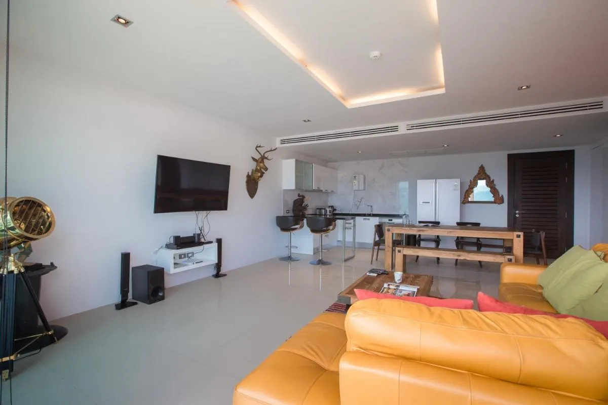 Image 5 of The Oh-so-sexy Triple Penthouse – Rare 35br 188m2