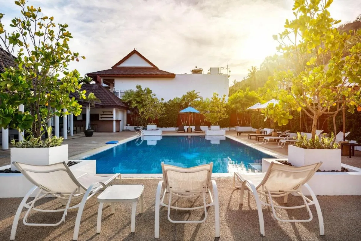Image 2 of The Sands 2 bedroom apartment Naiharn