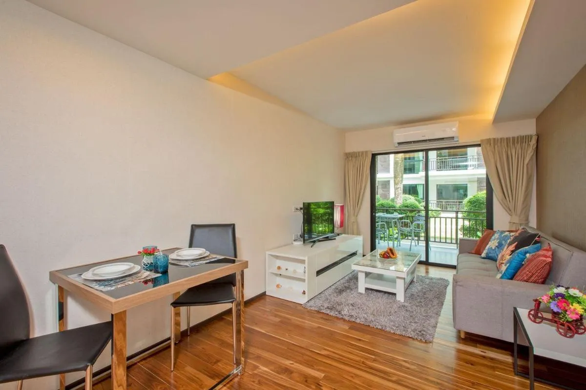 Image 3 of The Title Condo by Tropiclook