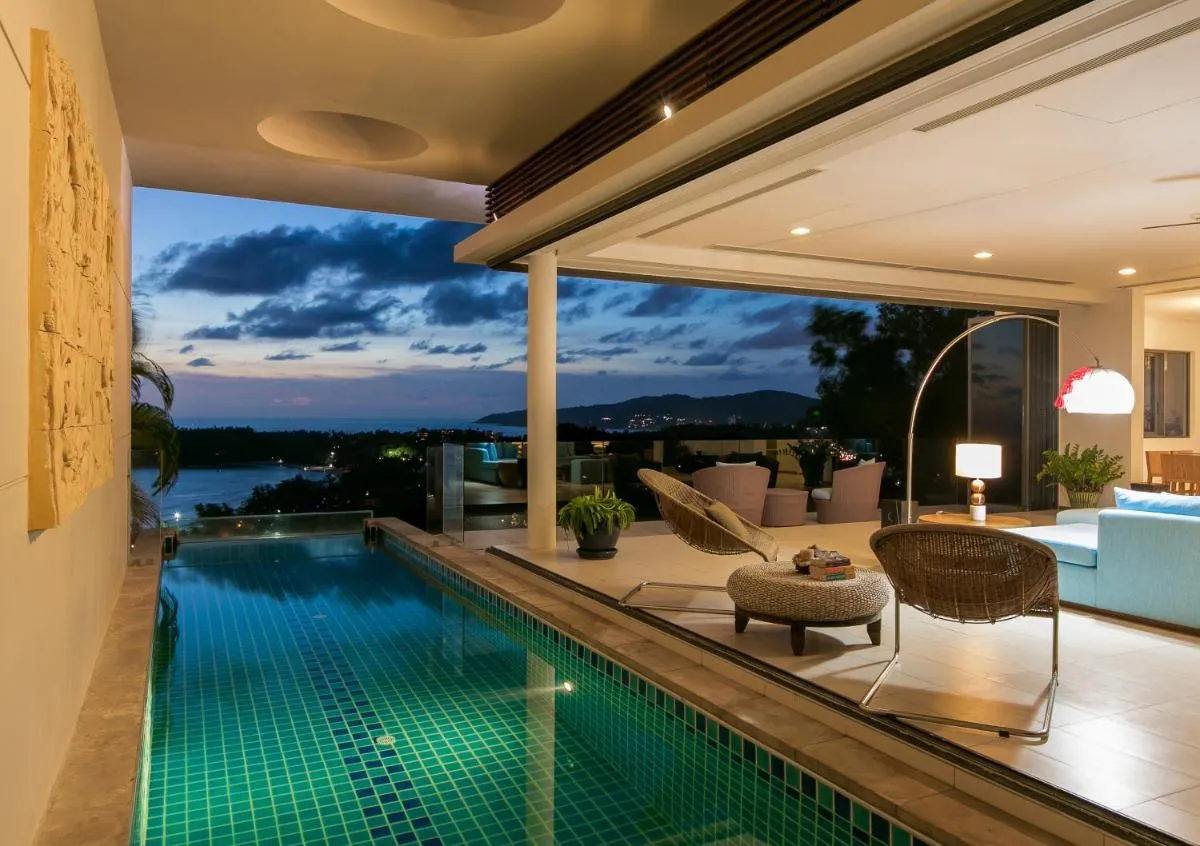 Image 6 of The heights Penthouse Ocean view A11