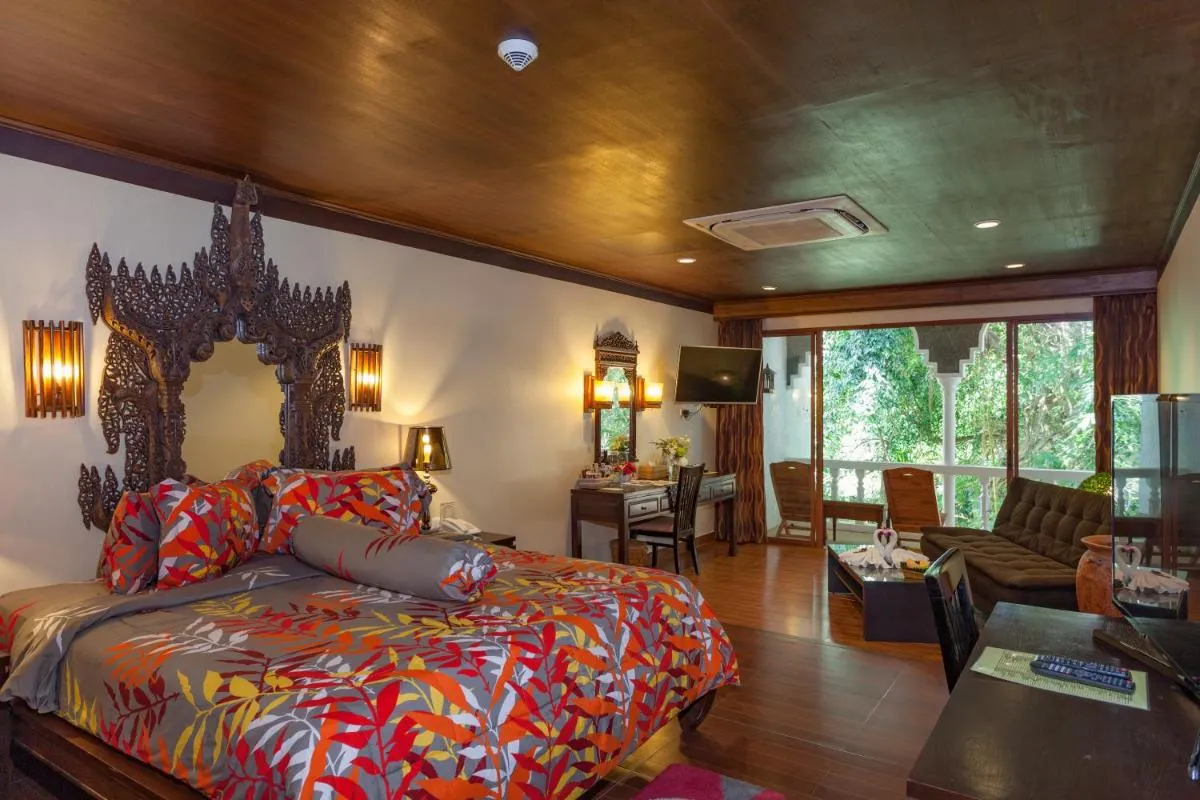 Image 2 of Tropica Bungalow Beach Hotel