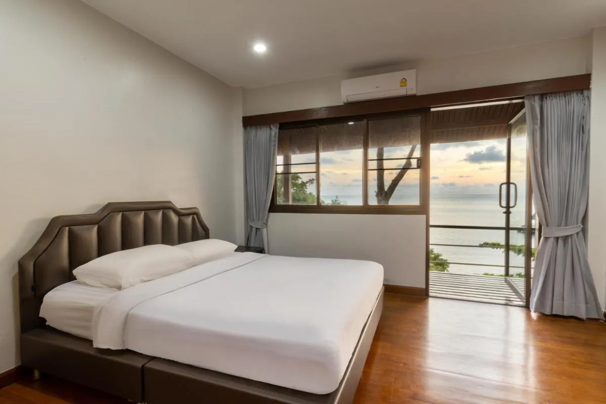 Image 4 of Villa Serenity pool SeaView 6BR