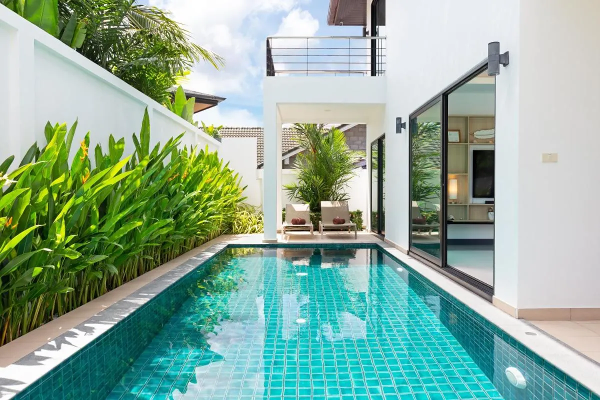 Image 6 of Villa White Pool