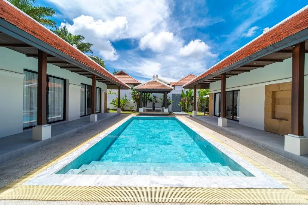 Image of the garden 4br villa
